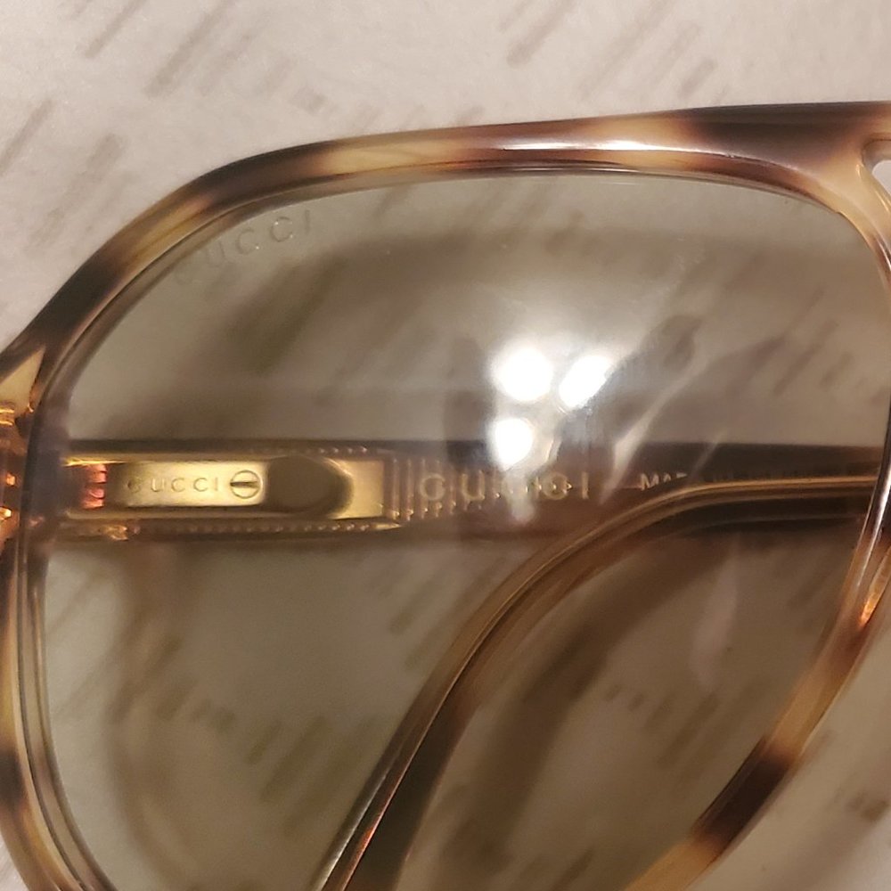 GUCCI 💯% Authentic GG1042S 004 Light Havana/Green Unisex Aviator Sunglasses